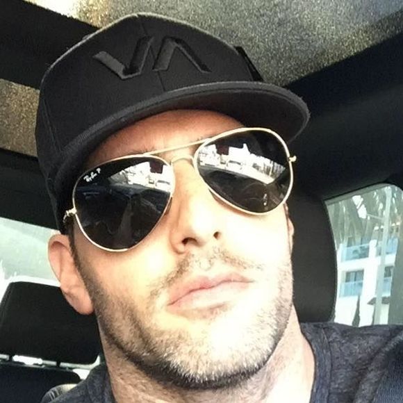 Meet your Posher, Brad - Picture 1 of 1